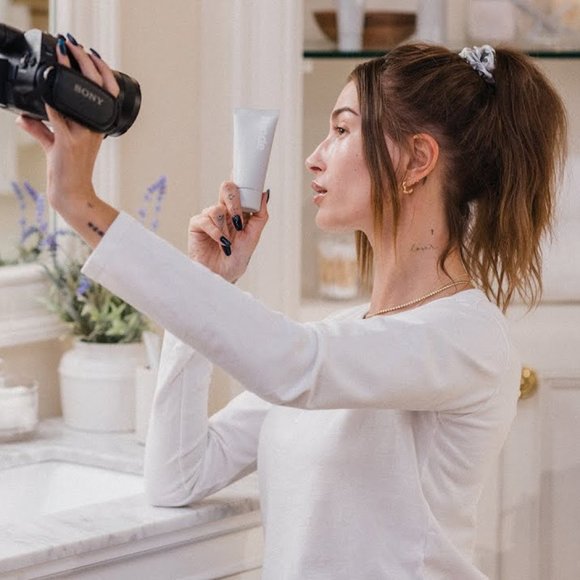 Rhode Barrier Restore Cream - Picture 8 of 9